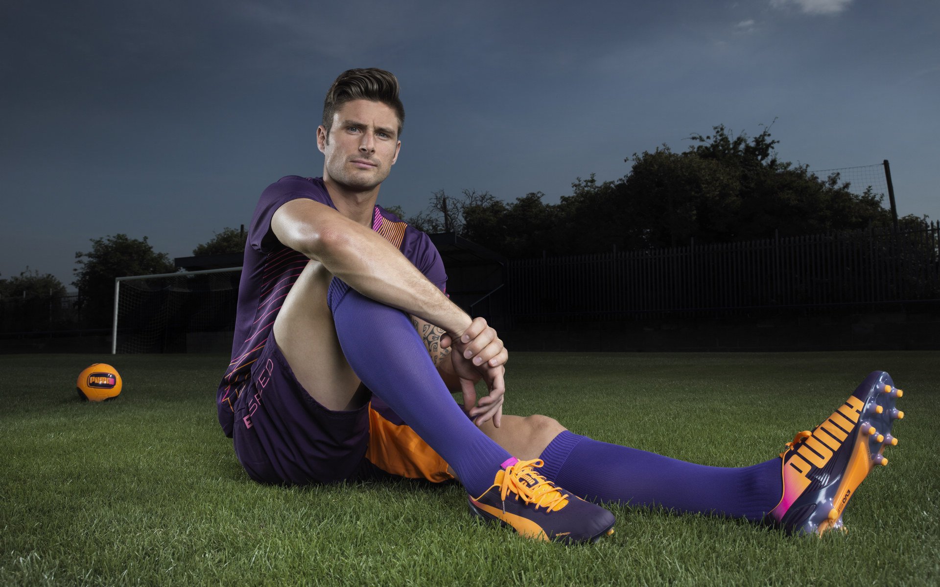 俱乐部在商业合作中强调长期合作伙伴关系，俱乐部合作模式