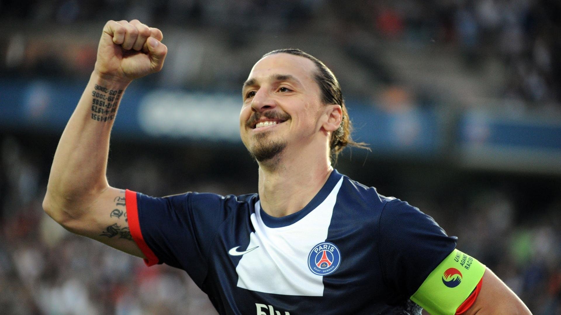 MK在线服务-C罗：从贫民窟到全球偶像，自律与奋斗的典范，c罗chant