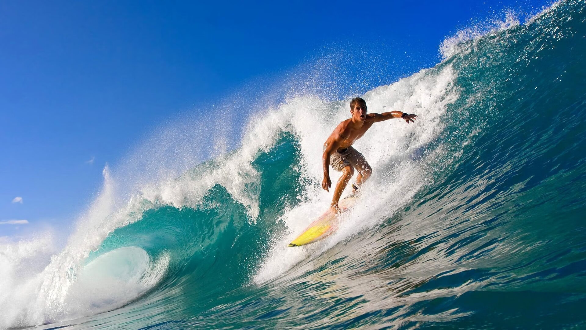 中国滑雪队全面备战冬季奥运，挑战极限提升技术实力，中国滑雪项目